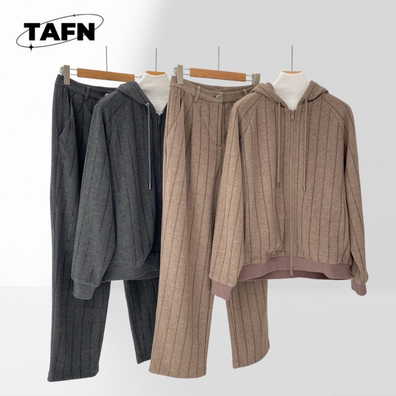 Running Pant Jogger - طقم بنطلون رياضي مريح للنساء للقيام