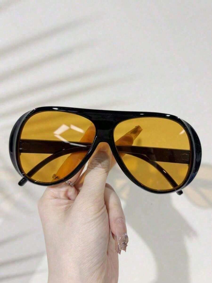 نظارة مربعة كبيرة الحجم بتصميم - مراجعة Street Fashion Brand وسعره