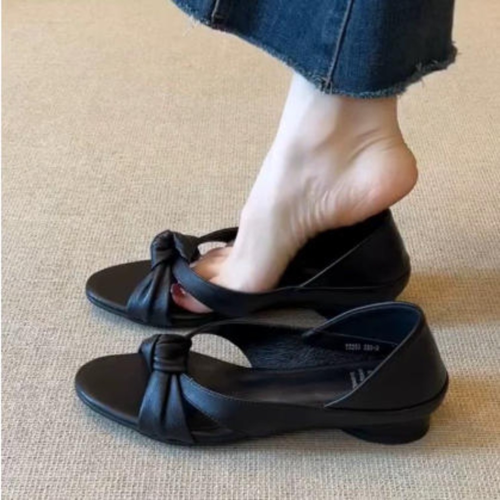 أحذية نسائية مسطحة جديدة لعام  - مراجعة Street Fashion Designers وسعره