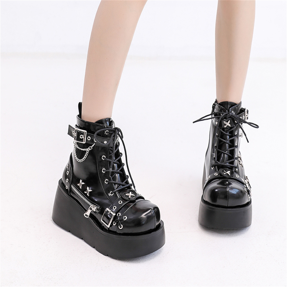 أحذية برقبة جديدة للسيدات على  - مراجعة Street Fashion Goth وسعره